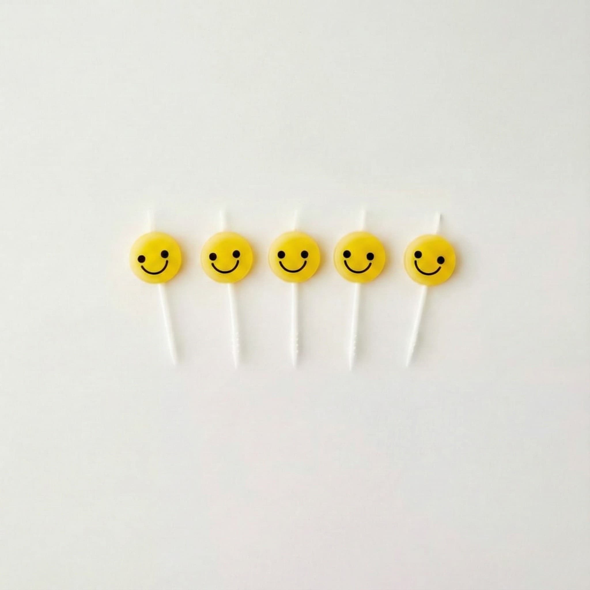 Happy Emoji Face Cake Candles (Pack of 5)